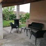 Сasa de vacaciones La Petite Maison De