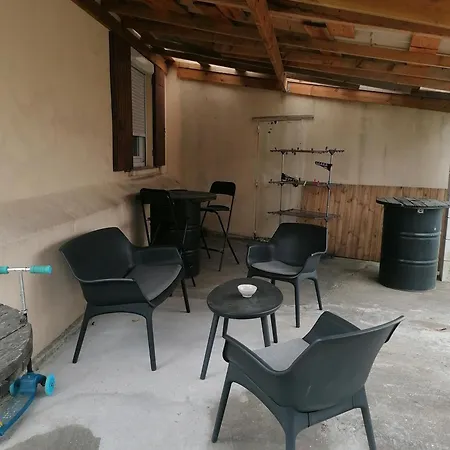 Ferienhaus La Petite Maison De *