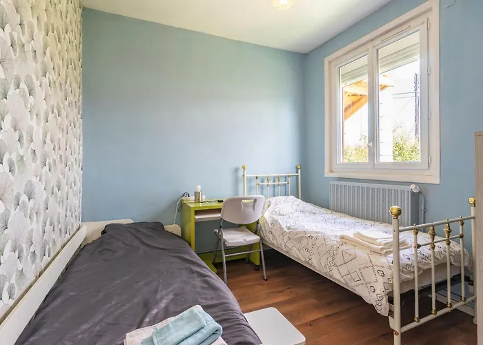 La Petite Maison De بيت للعطل *